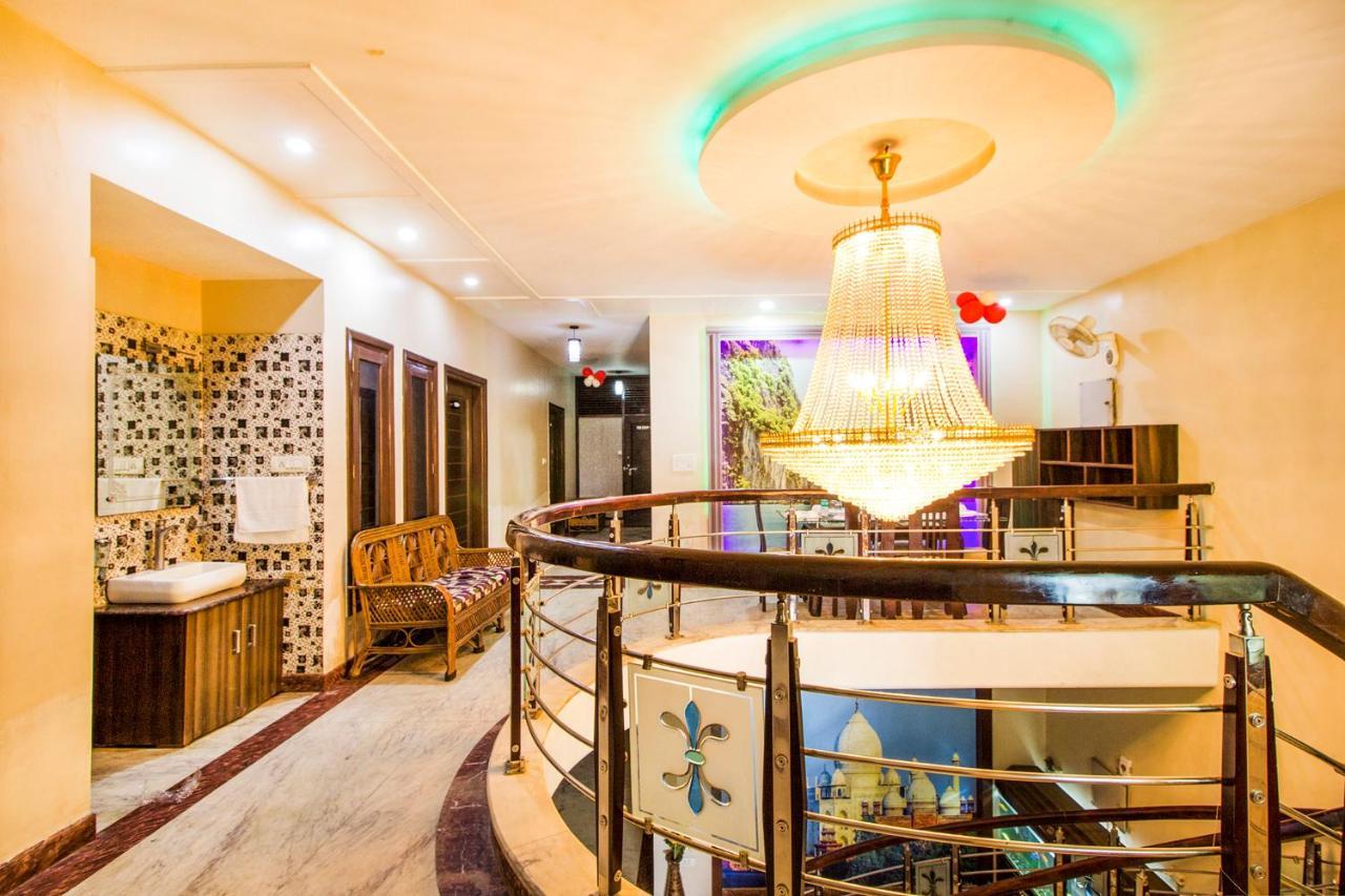Fabhotel Plus Maniram Palace Agra  Kültér fotó