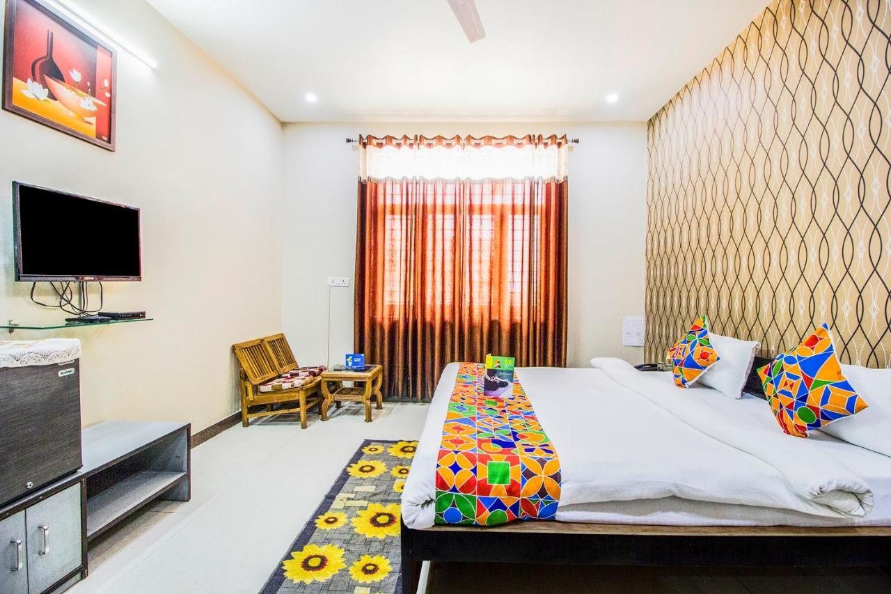 Fabhotel Plus Maniram Palace Agra  Kültér fotó