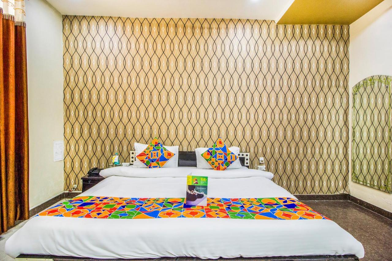 Fabhotel Plus Maniram Palace Agra  Kültér fotó