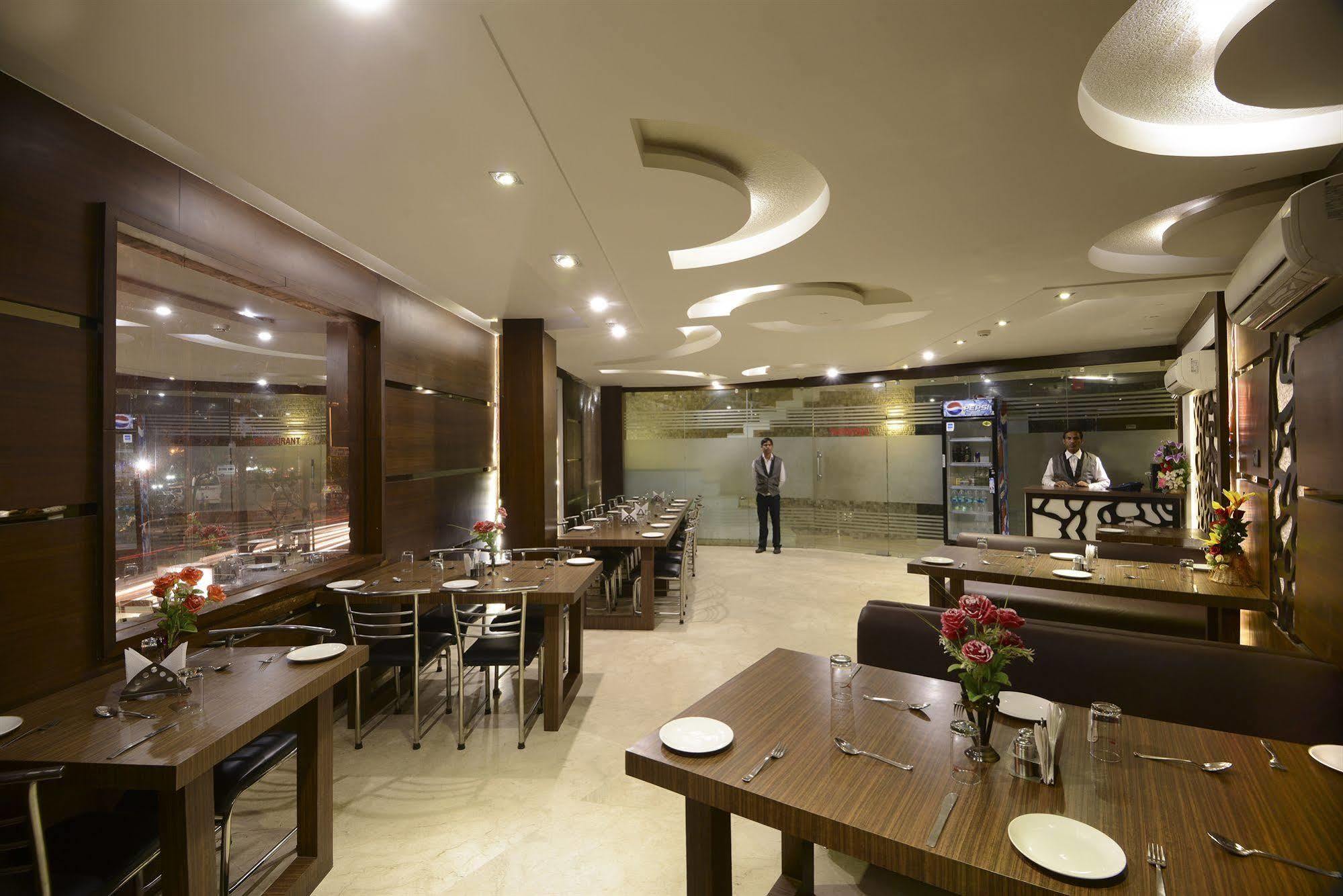 Fabhotel Plus Maniram Palace Agra  Kültér fotó