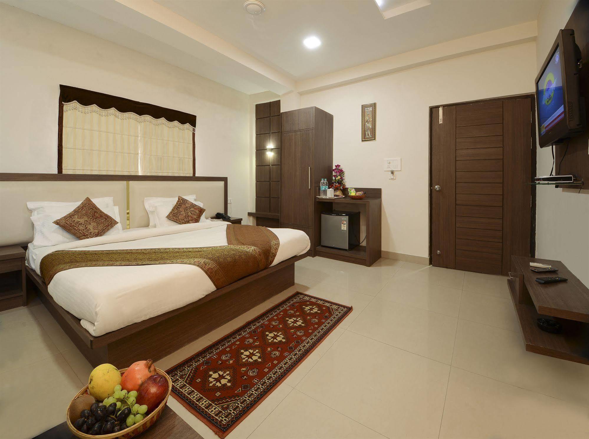 Fabhotel Plus Maniram Palace Agra  Kültér fotó