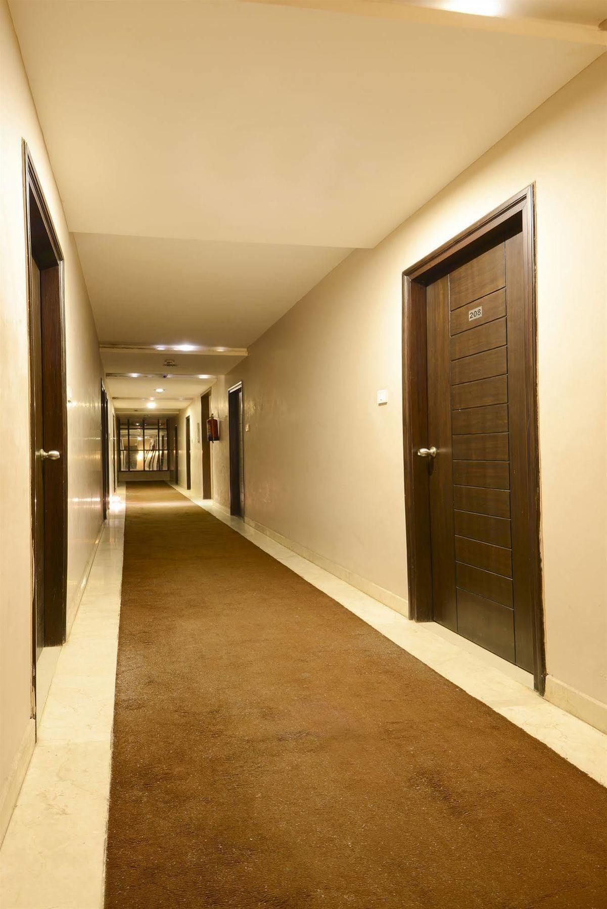 Fabhotel Plus Maniram Palace Agra  Kültér fotó